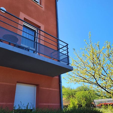 Hotel Restaurant Les Chataigniers Privas Bagian luar foto